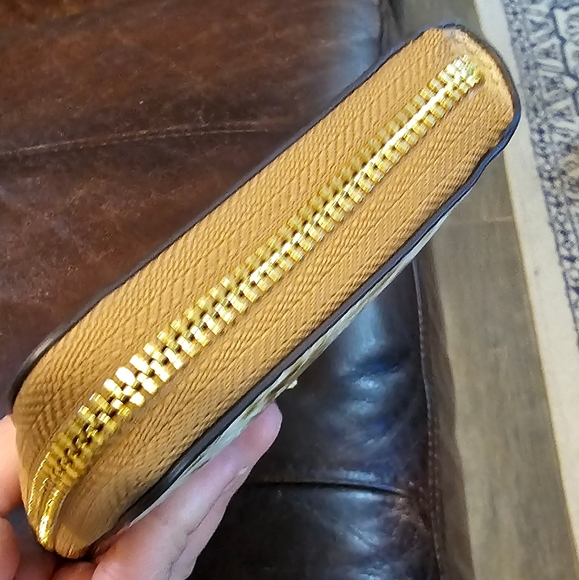 Michael Kors Jet Set Long Python Croc Embossed Leather Zip Around Wallet NWOT - Picture 5 of 13